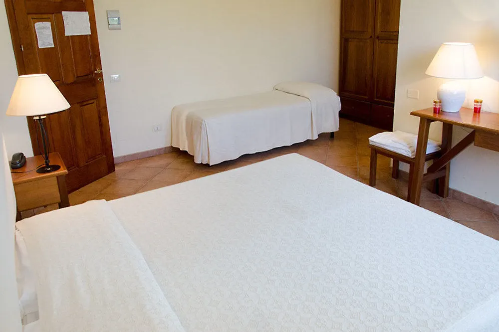 Hotel Tanca Irde Capoterra 3*,  Italia
